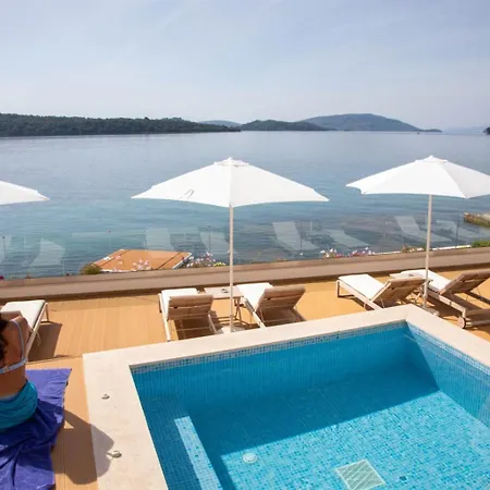Greek House Complex A2 *